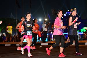 BIB: 233, 42782
                            <button type="button" onclick="openModal(15275068)" class="btn btn-primary btn-sm float-right btn-popup" data-toggle="modal" data-target=".modal-high-quality">
                        <i class="fas fa-shopping-cart"></i> Add to Cart
                    </button>
                                            <button type="button" onclick="isThisMe(15275068, true)" class="btn btn-success btn-sm float-right btn-popup btn-isme hidden" data-toggle="tooltip" data-placement="bottom" title="นี่คือรูปของคุณใช่ไหม คลิกที่นี่เพื่อเอาเข้าอัลบั้ม">
                        <i class="fas fa-plus"></i> Add to album
                    </button>
                    <button type="button" onclick="isThisMe(15275068, false)" class="btn btn-warning btn-sm float-right btn-popup btn-isnotme hidden">
                        <i class="fas fa-ban"></i> Remove from album
                    </button>